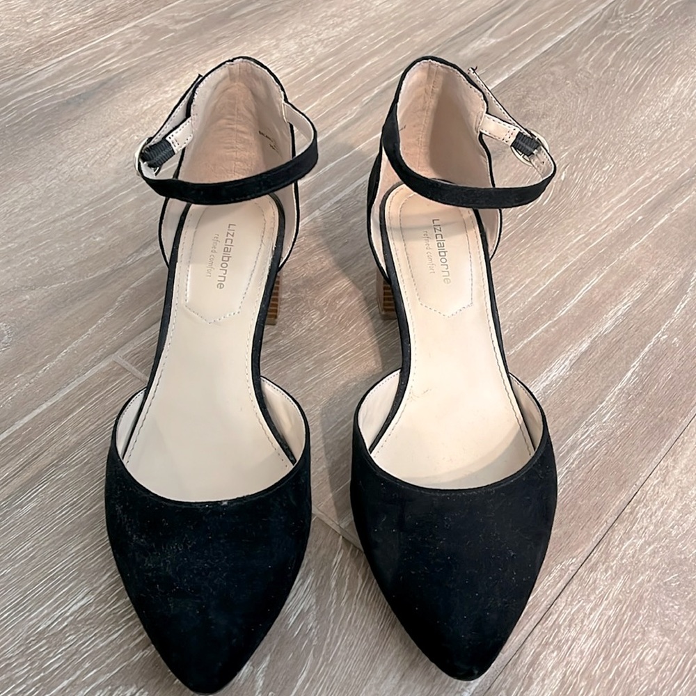 Liz Claiborne-Size 7 1/2